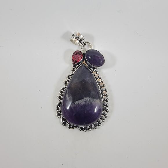 Handmade Silver Pendant with Chevron Amethyst & Deep Red Garnet Accent Stone - Picture 3 of 10